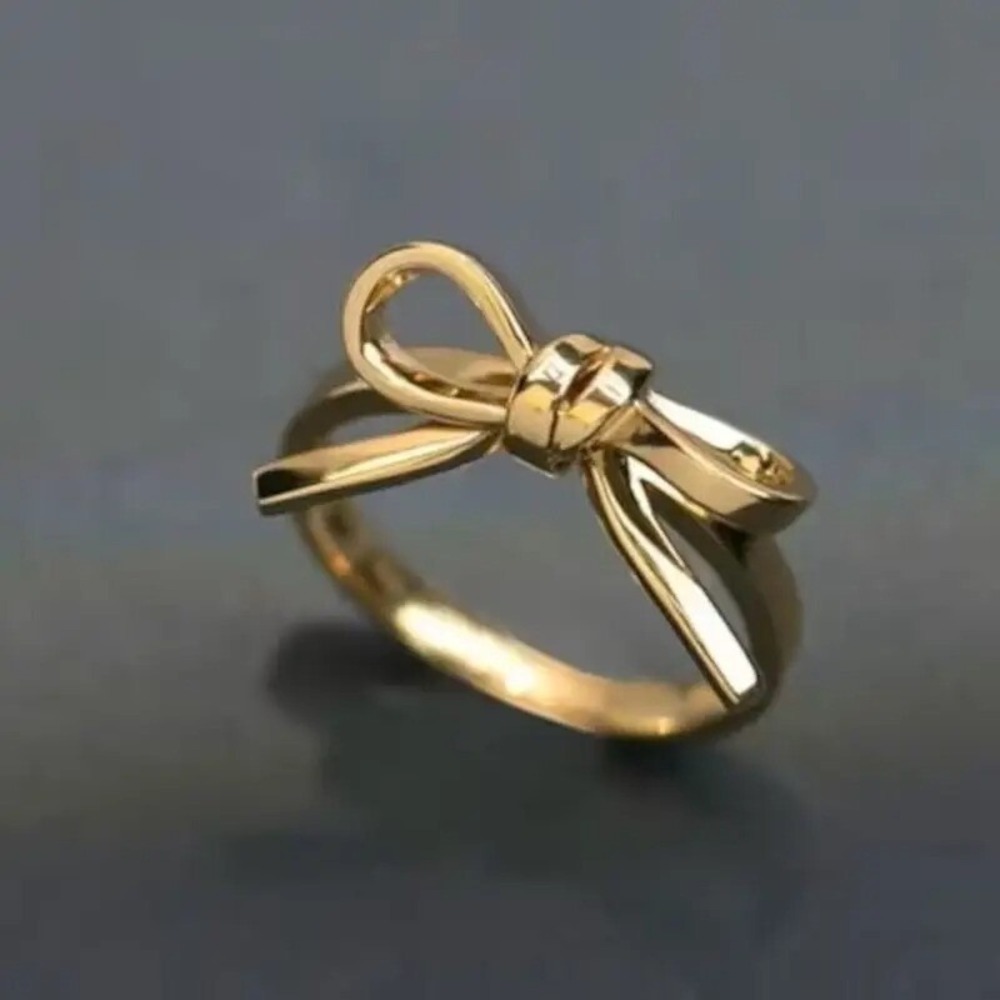 Bow Ring Gold Plated Fashion Jewelry Statement Ring Size 7‎